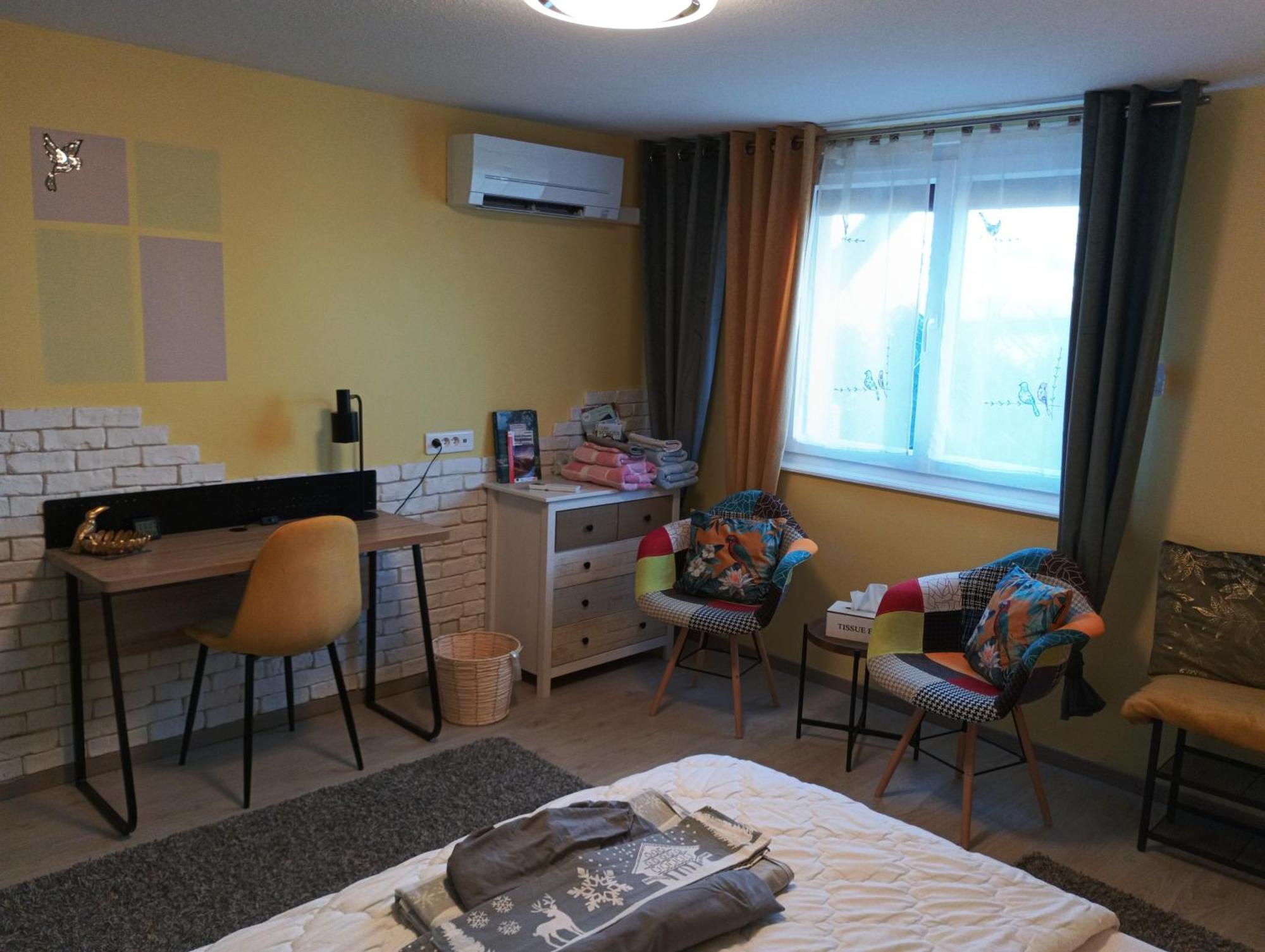 Chambres D'Hotes De L'Avison Bruyeres Kültér fotó